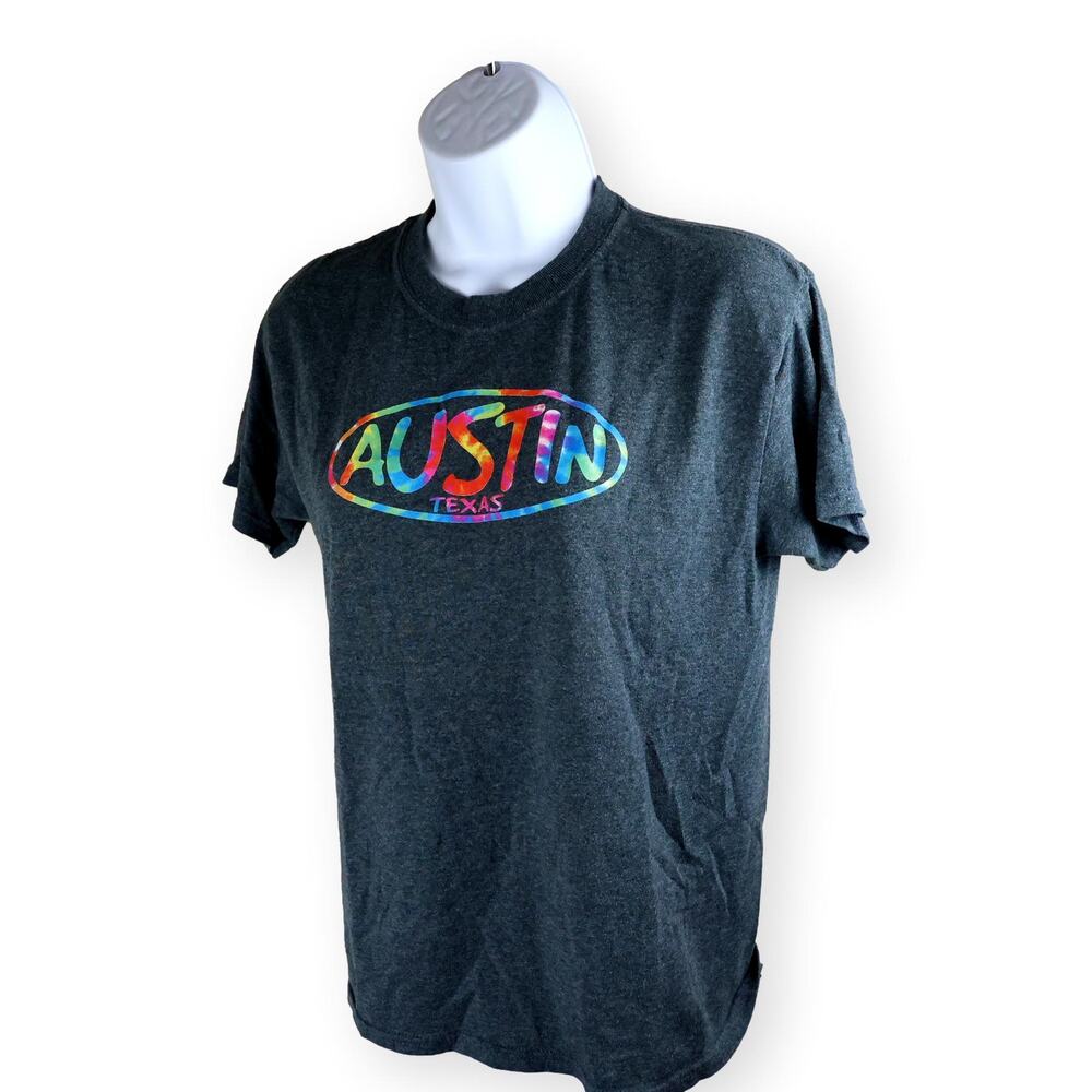 "Keep Austin Weird" Gildan Rainbow Print Crew Neck T-shirt M